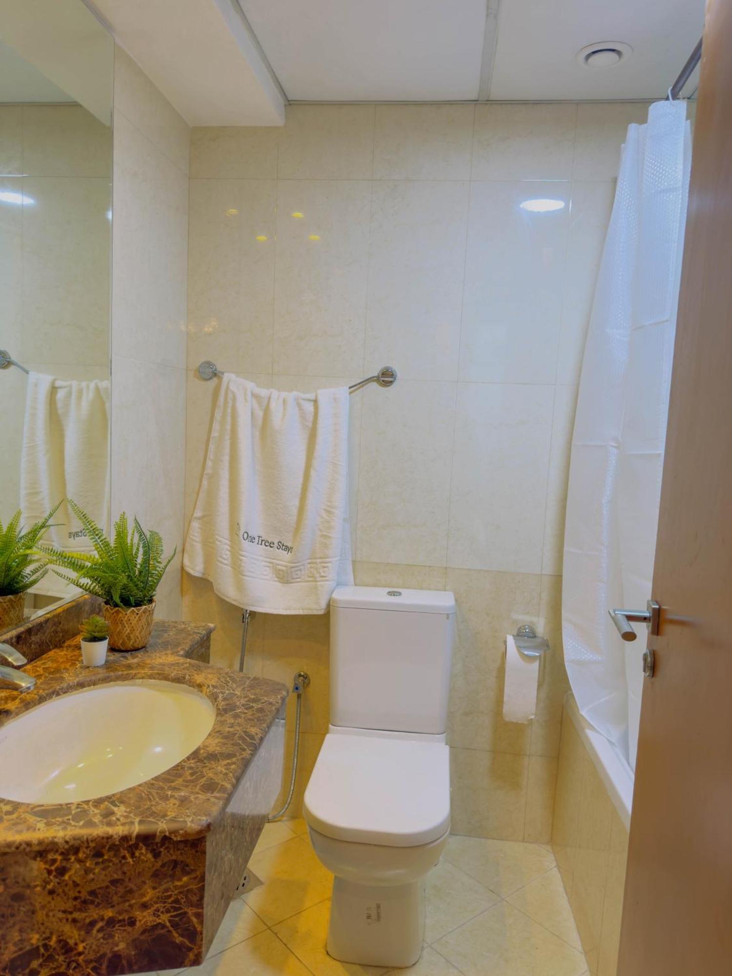 Luxury 3bhk Jbr By One Tree Appartement *