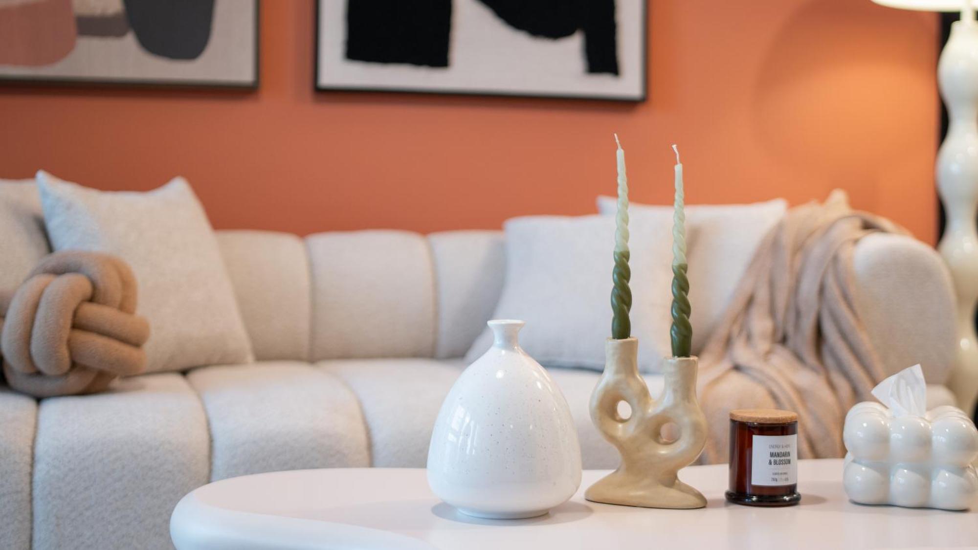 Lejlighed Stylish 1br Apartment! Near Metro & Stroll To Marina Dubai