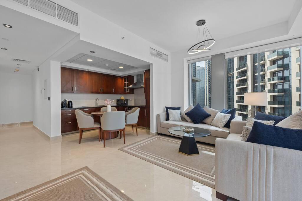 Bellavista - 29 Blvd - 2 Bedroom Fabulous Fountain View * Dubái