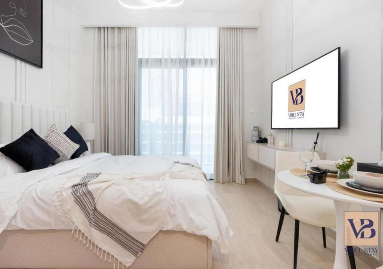 Appartement Modern At Azizi 46 In Meydan By Vibel