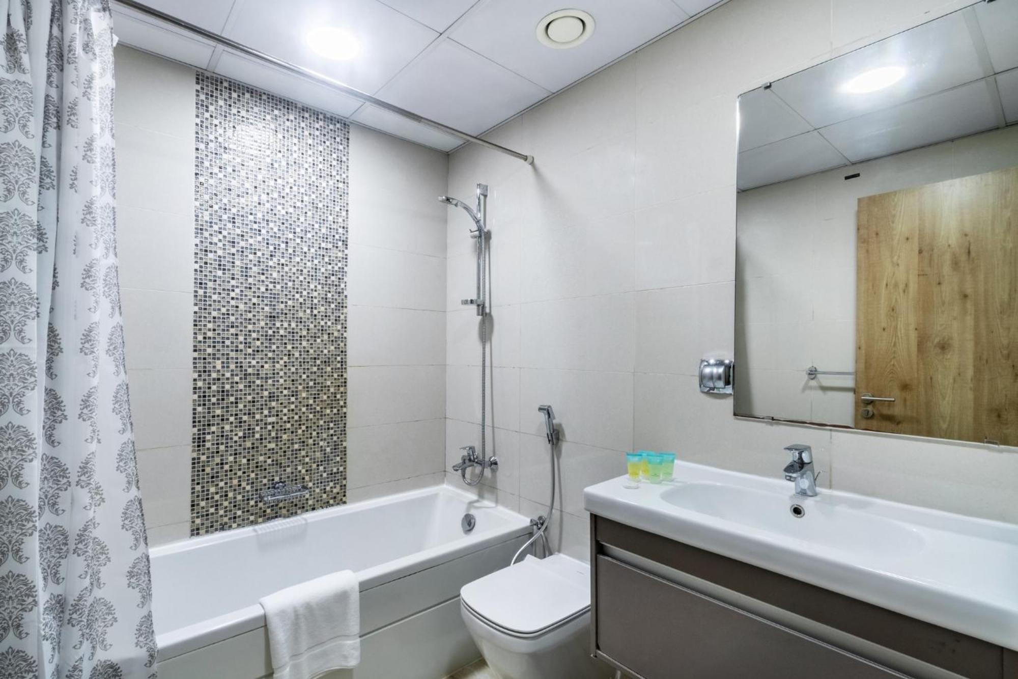 Appartement Shoresinn - Heavenly Escape With Marina View Dubaï