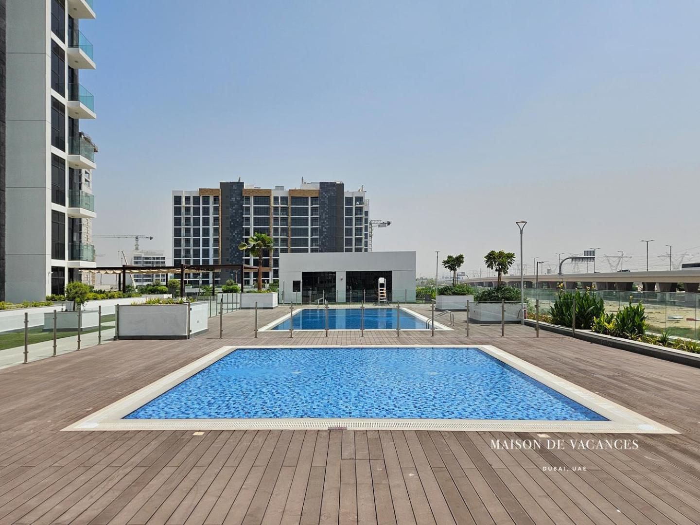 Apartamento Comfortable 10mins Away From Mall Dubái