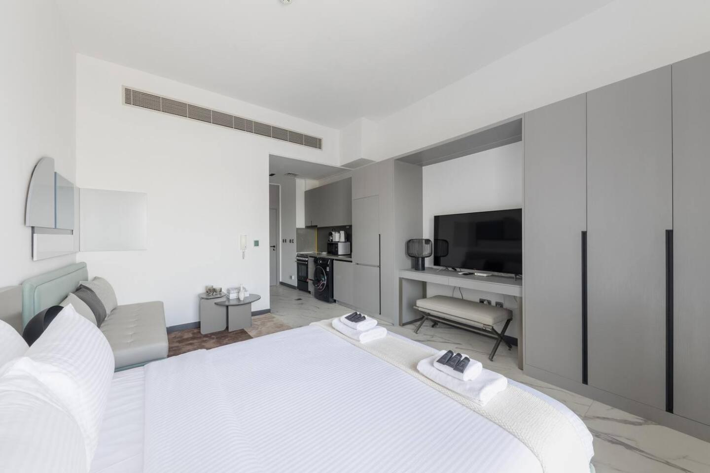 Appartement Brand New 15 Mins Drive From Business Bay Dubaï