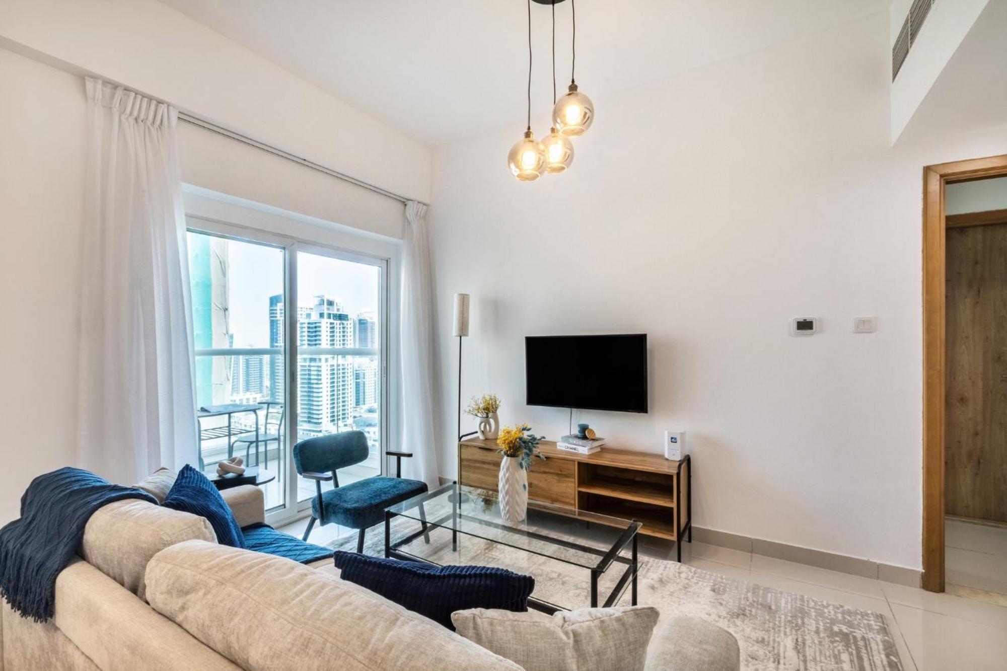 Appartement Shoresinn - Stunning 1br With Marina View Dubaï
