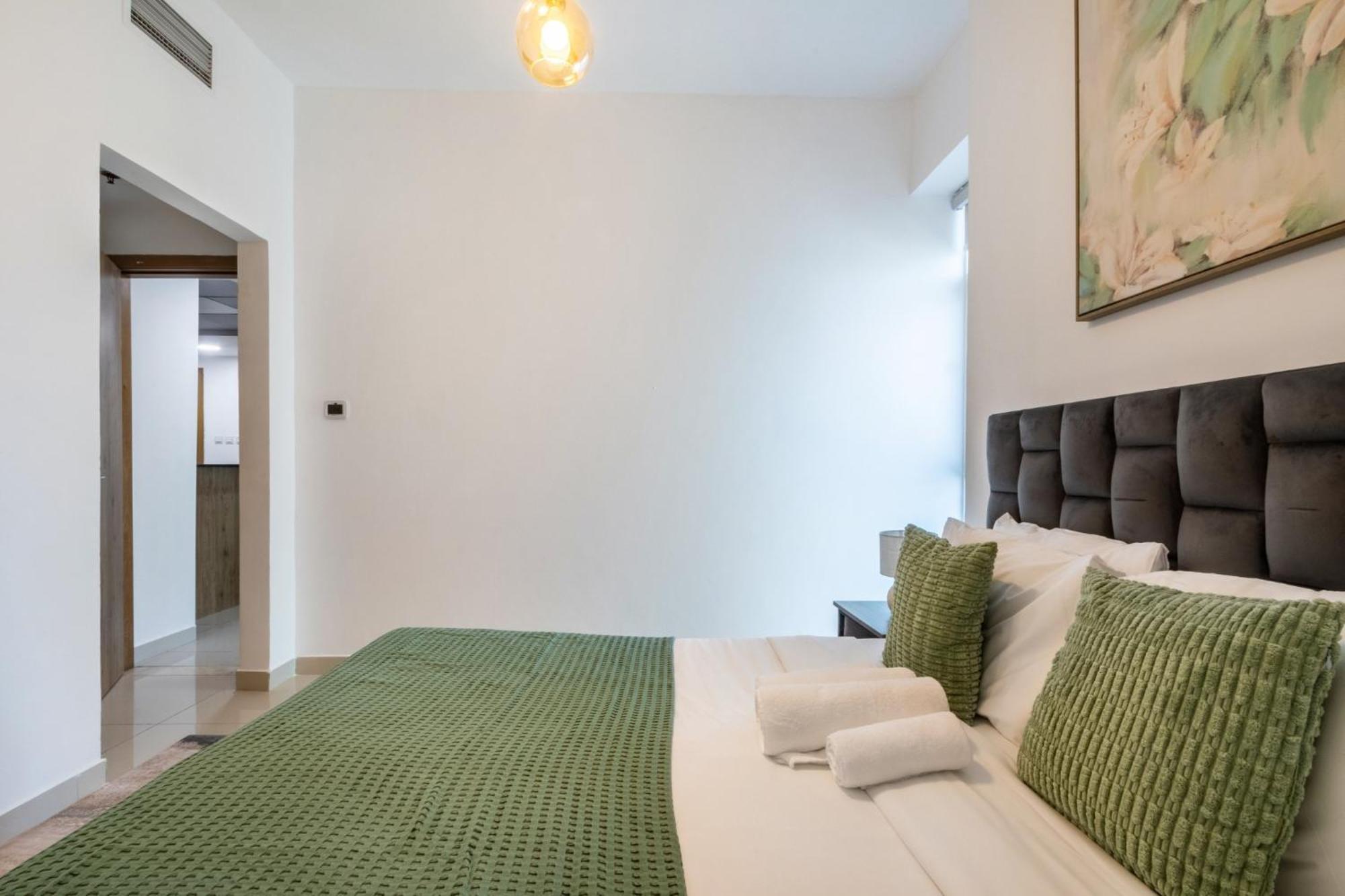 Shoresinn - Stunning 1br With Marina View Appartement *