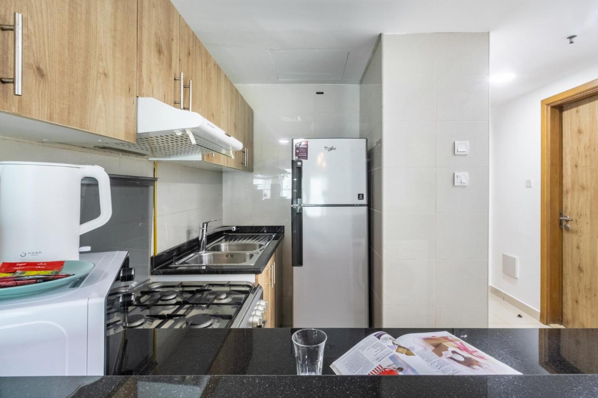 Appartement Shoresinn - Stunning 1br With Marina View Dubaï