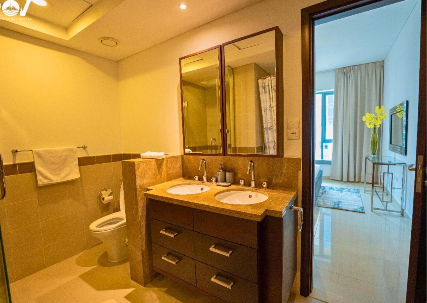 Luxurious 2br With Stunning Full Burj Khalifa View Apartemen Dubai