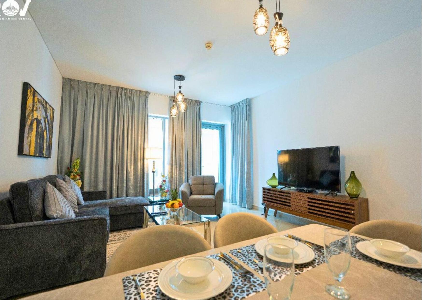 Apartemen Luxurious 2br With Stunning Full Burj Khalifa View Dubai