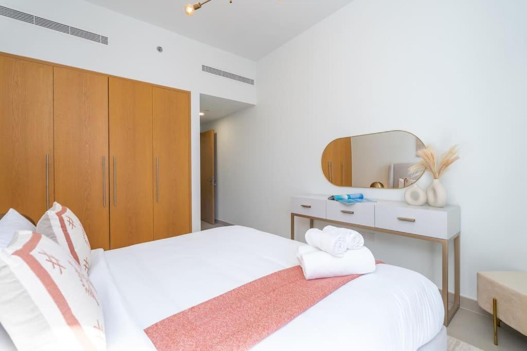 Mystic - Stylish High-rise Living With Premium Amenities Appartement Dubaï