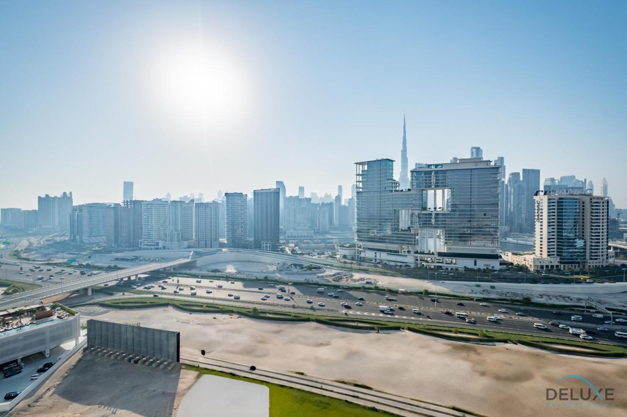 Stylish 1br In Damac Towers By Paramount B, Business Bay By Deluxe Homes Appartement
