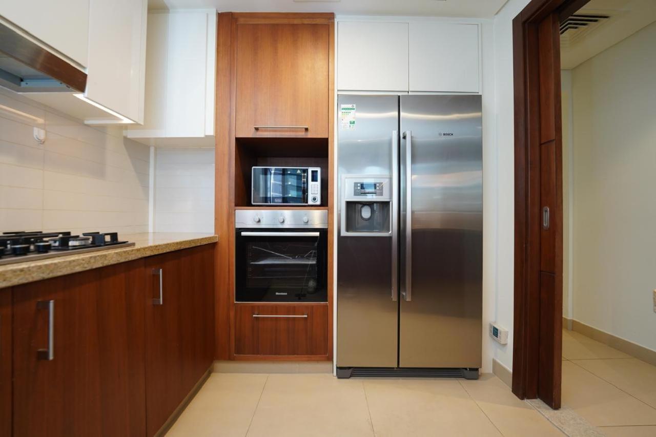 Amakin Burj Vista Tower 1 Apartment Dubai
