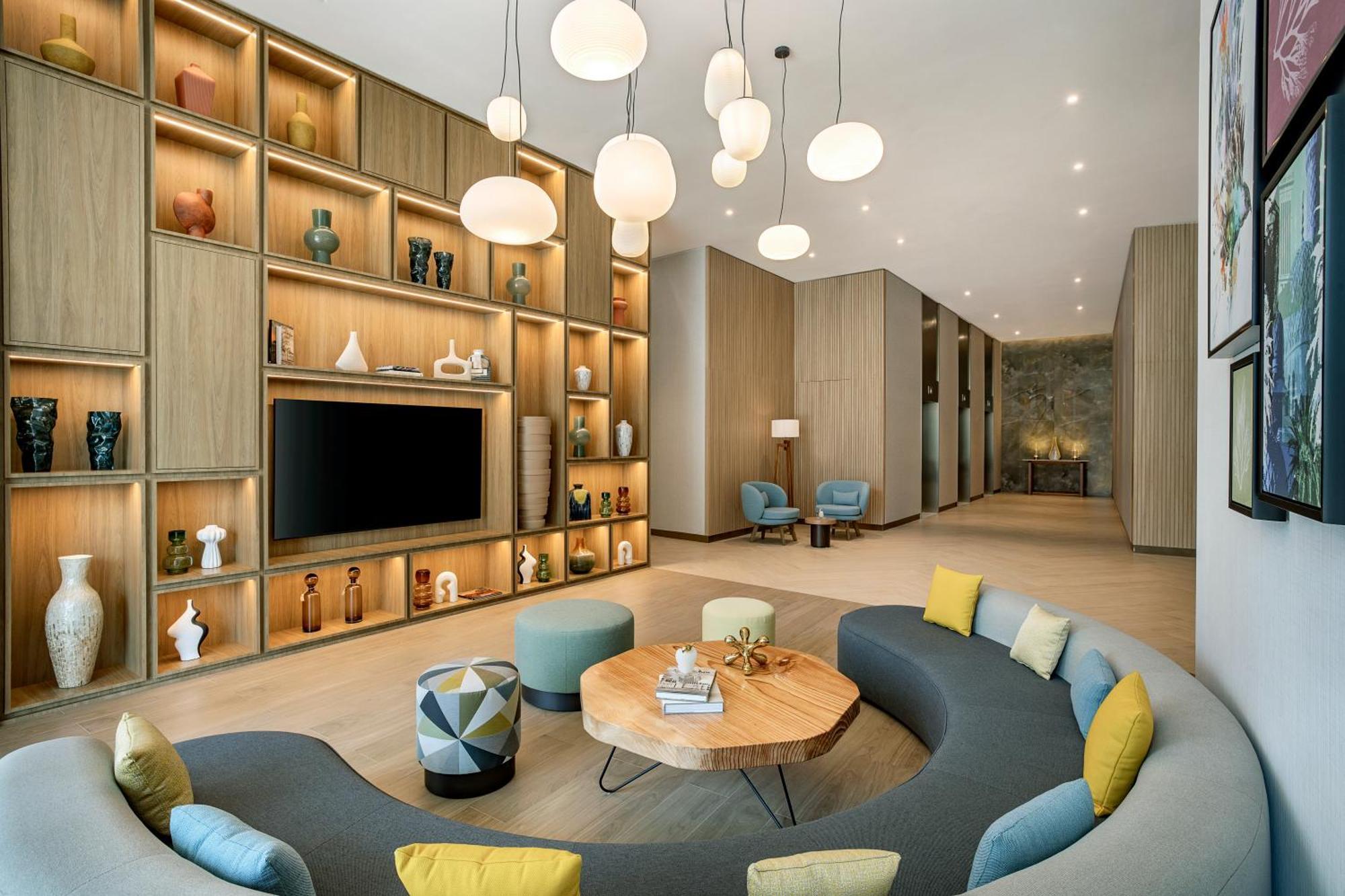 Hilton Garden Business Bay 4* Dubái