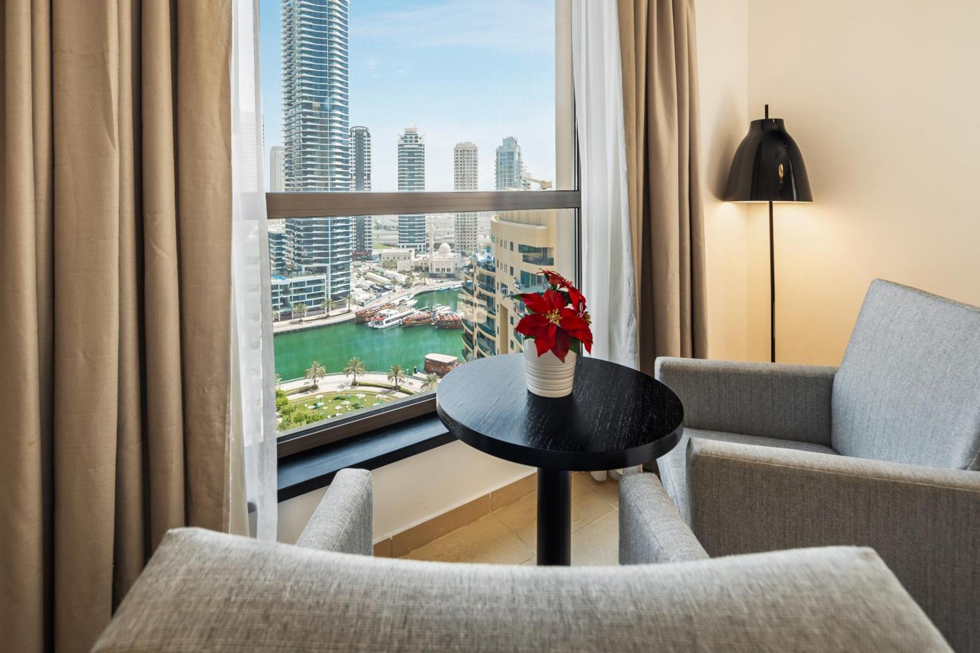 Appartement Brand New Spacious, Deluxe, 5br Maidroom On Jbr Walk Next To ,tram & Mall By La Buena Vida Homes