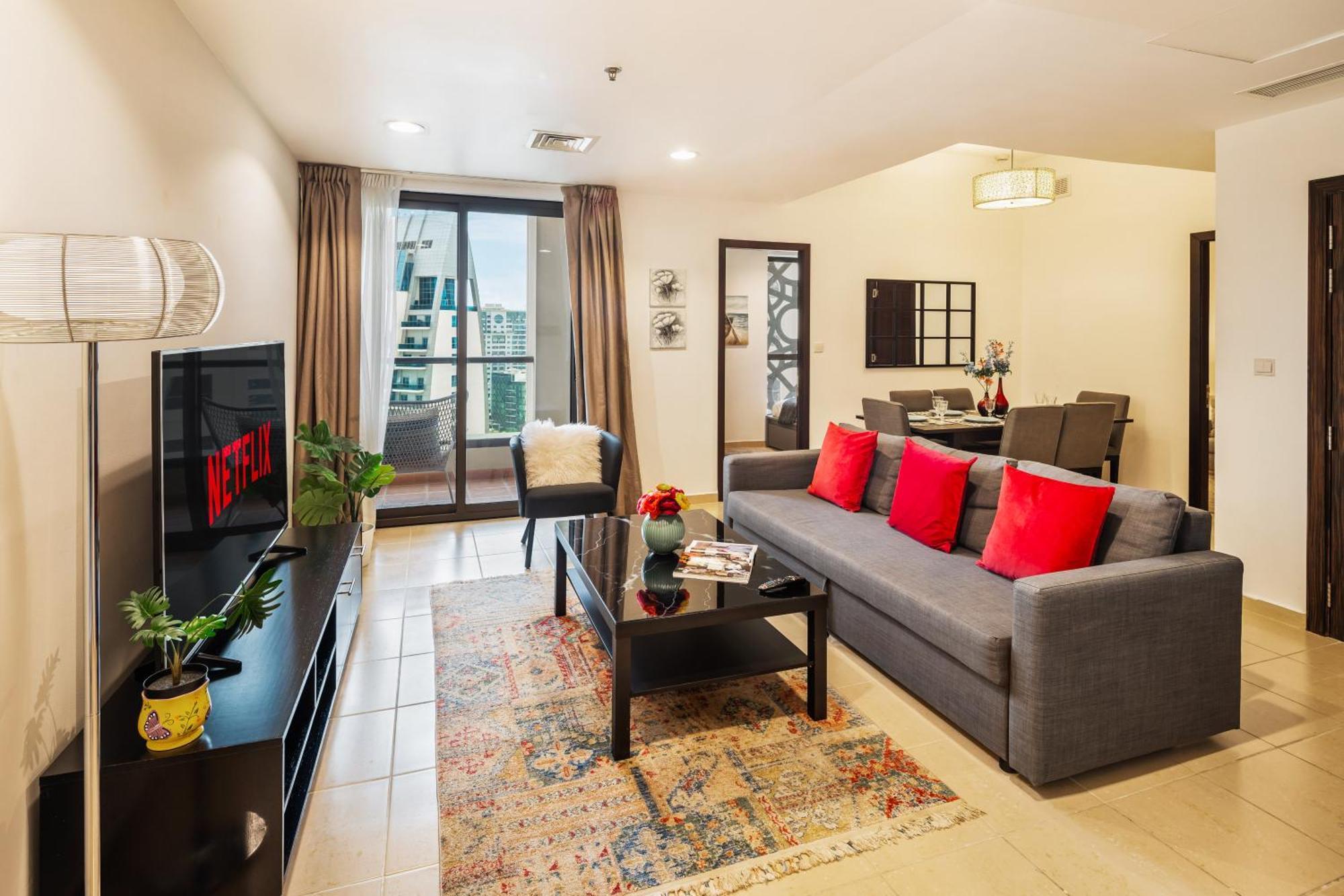 Brand New Spacious, Deluxe, 5br Maidroom On Jbr Walk Next To ,tram & Mall By La Buena Vida Homes Appartement Dubaï