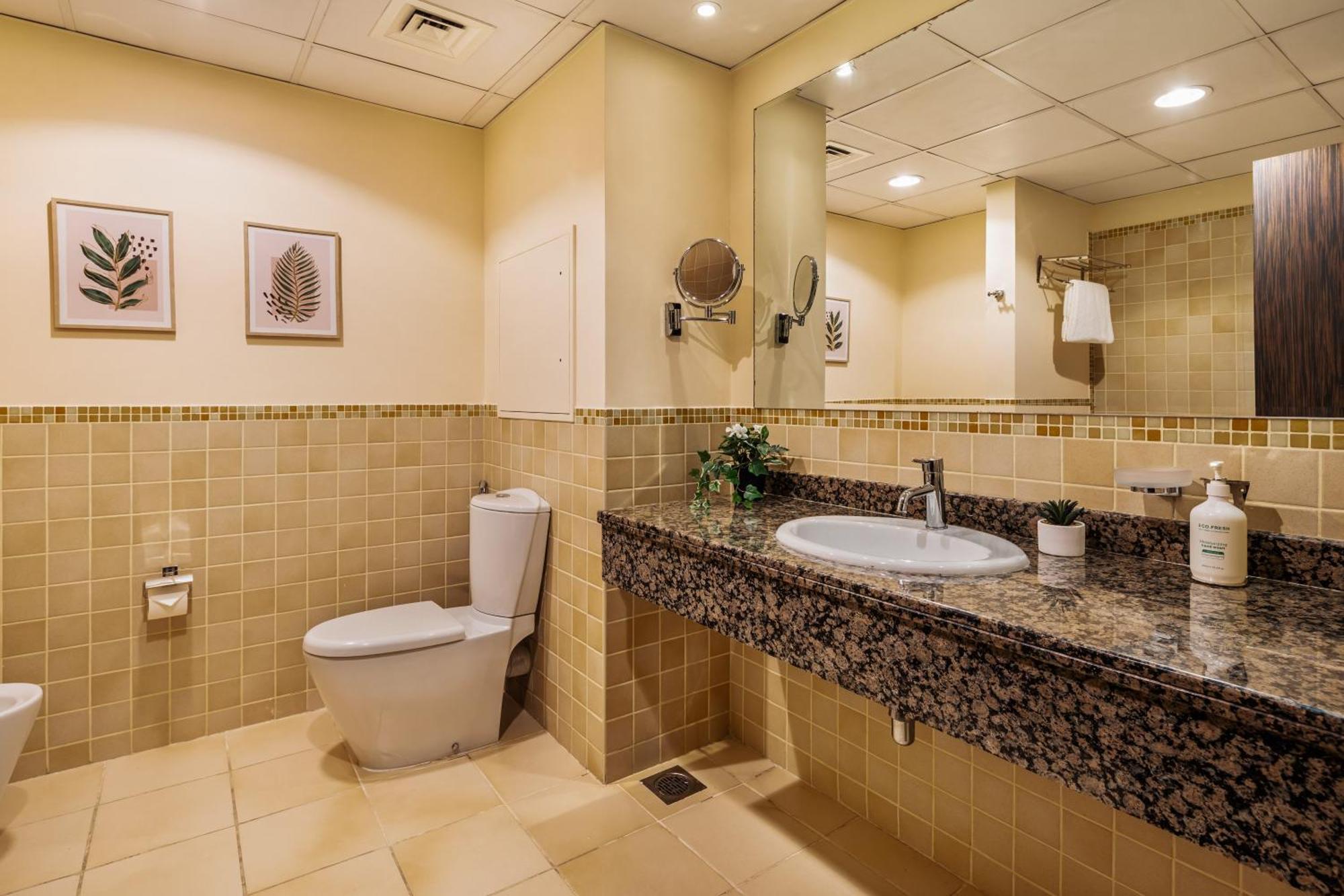 Brand New Spacious, Deluxe, 5br Maidroom On Jbr Walk Next To ,tram & Mall By La Buena Vida Homes Appartement