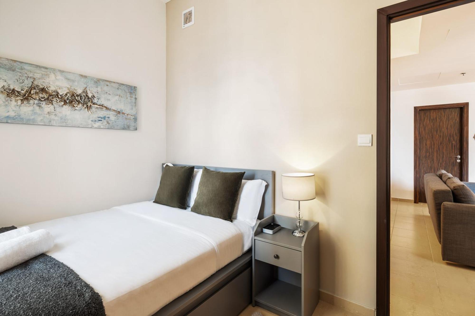 Brand New Spacious, Deluxe, 5br Maidroom On Jbr Walk Next To ,tram & Mall By La Buena Vida Homes Appartement *