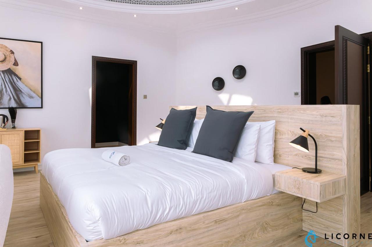 The Beachfront Oasis - Private & Shared Hospedagem domiciliar Dubai