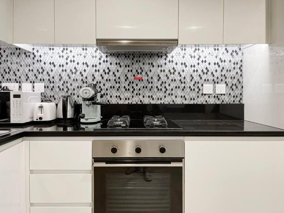 Damac Aykon 2 Bedroom Business Bay - Ezytrac *