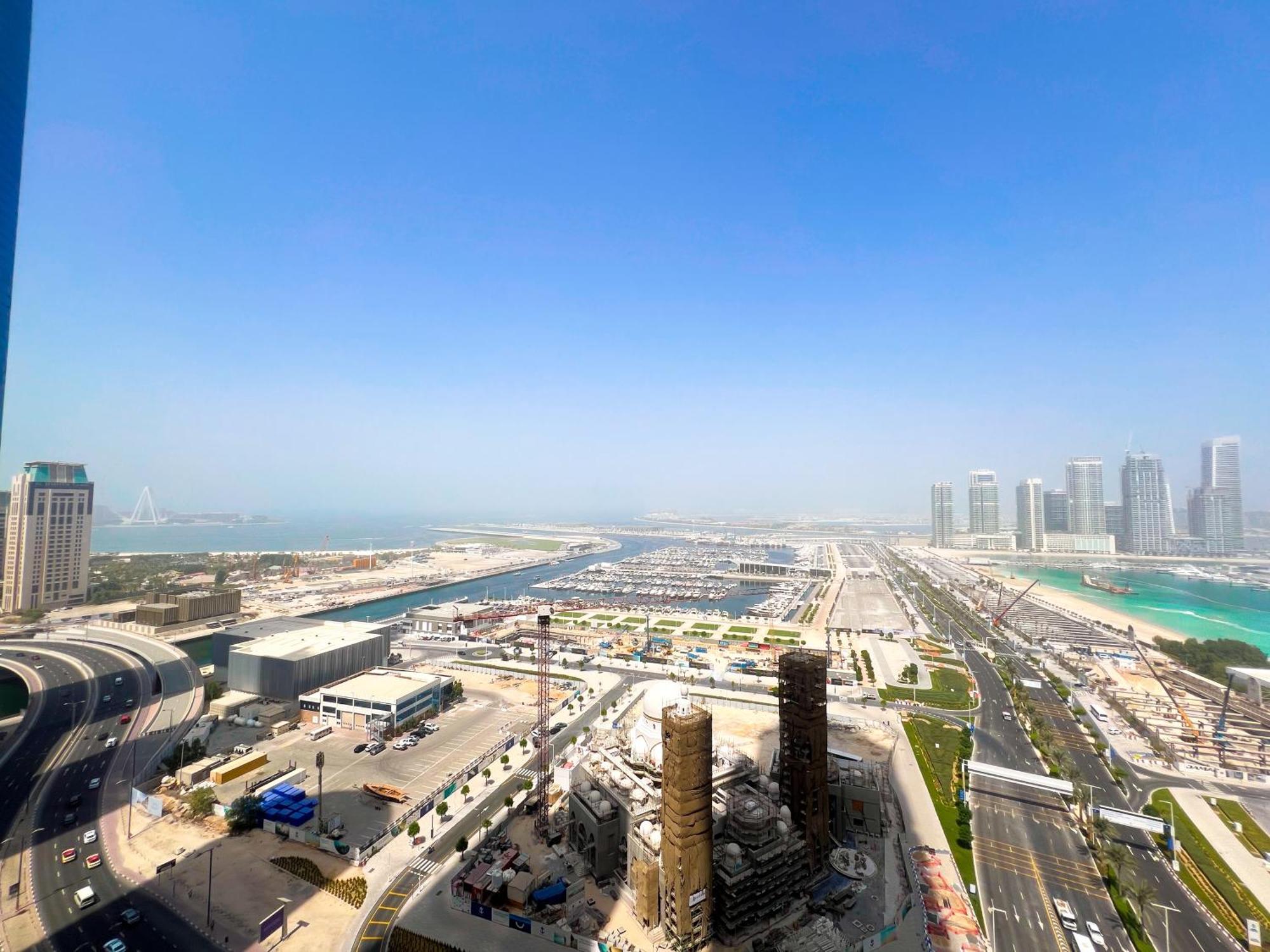 Stunning 2br In Marina With Amazing Views Apartamento
