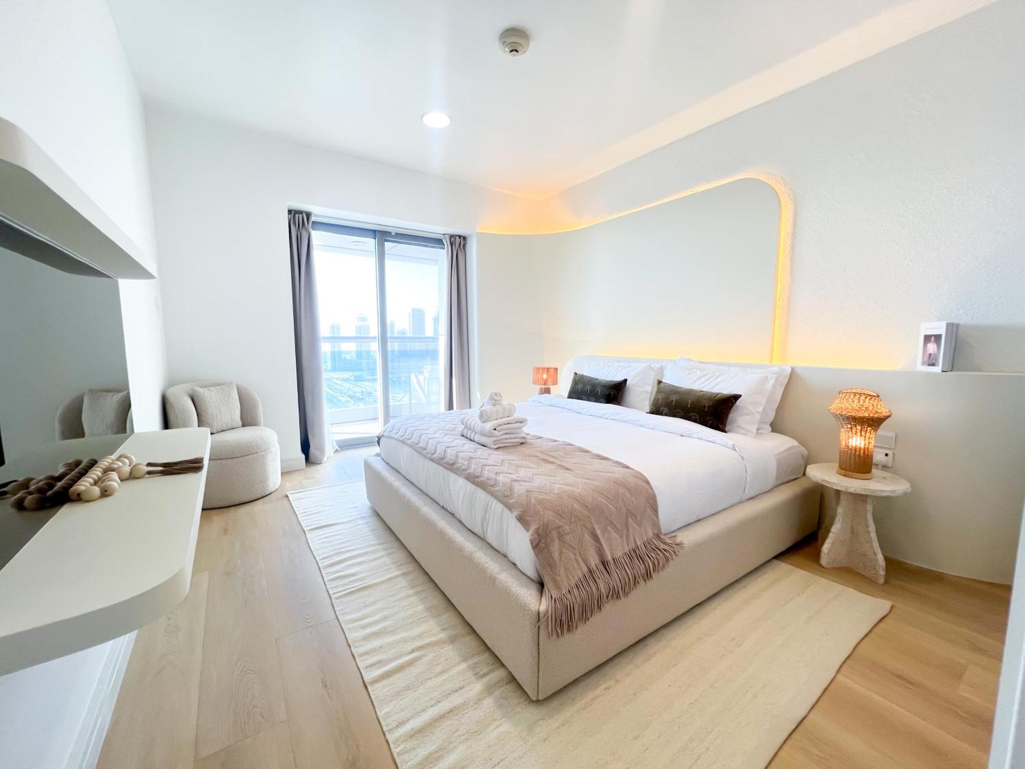 Stunning 2br In Marina With Amazing Views