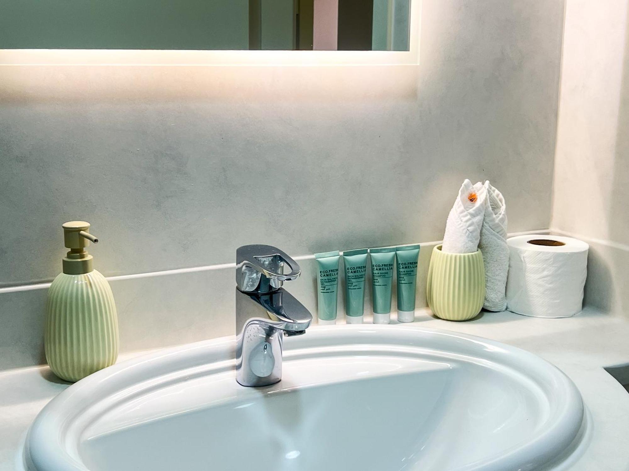Stunning 2br In Marina With Amazing Views Apartamento Dubai