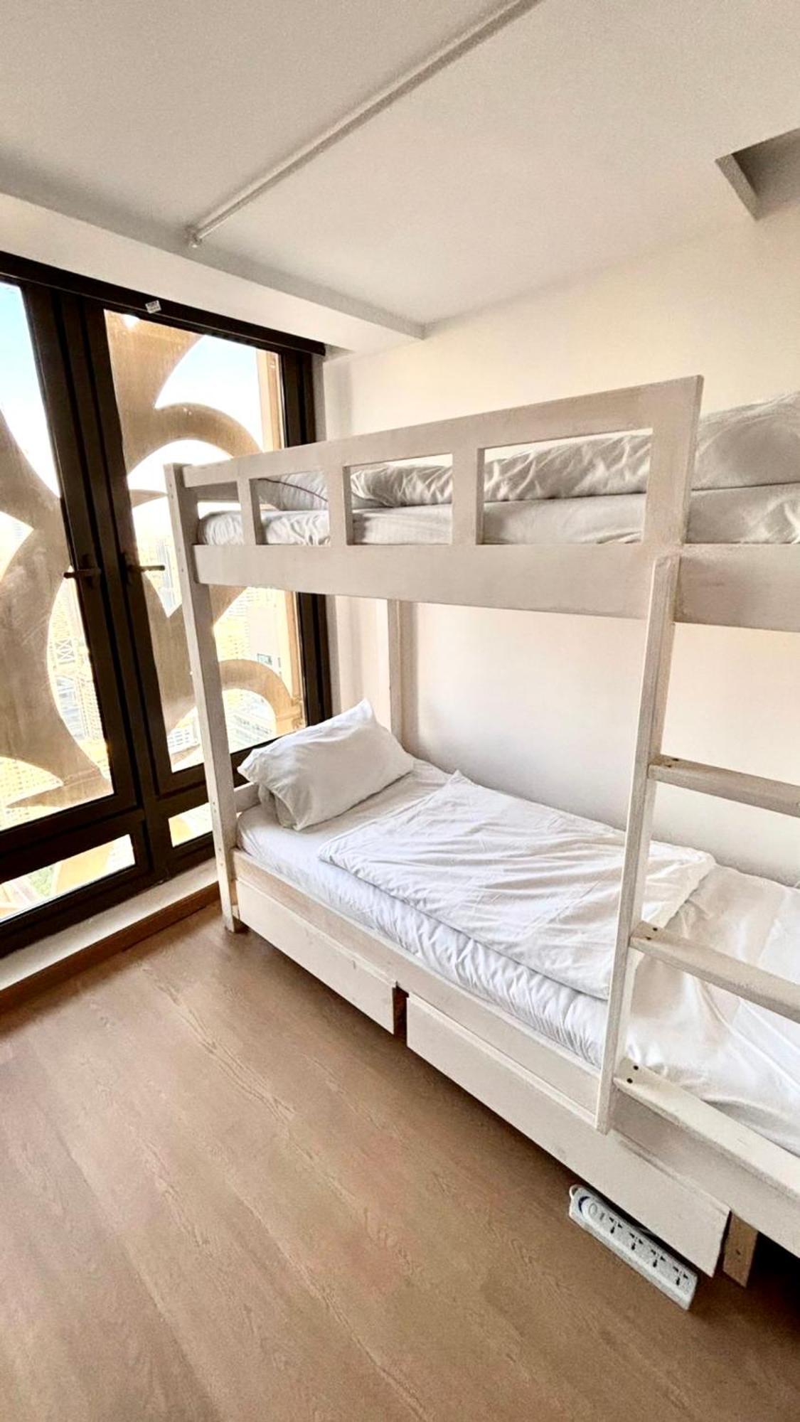 Hostel Ora Place Jbr Dubai