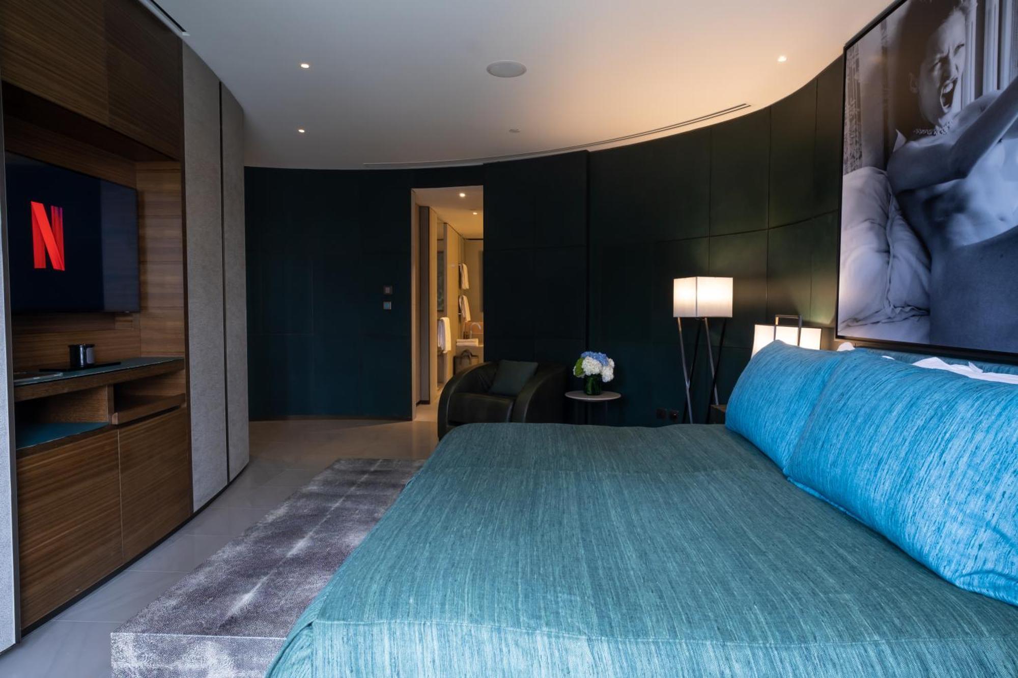 2-br Luxury In Armani Residences Apartment Dubai