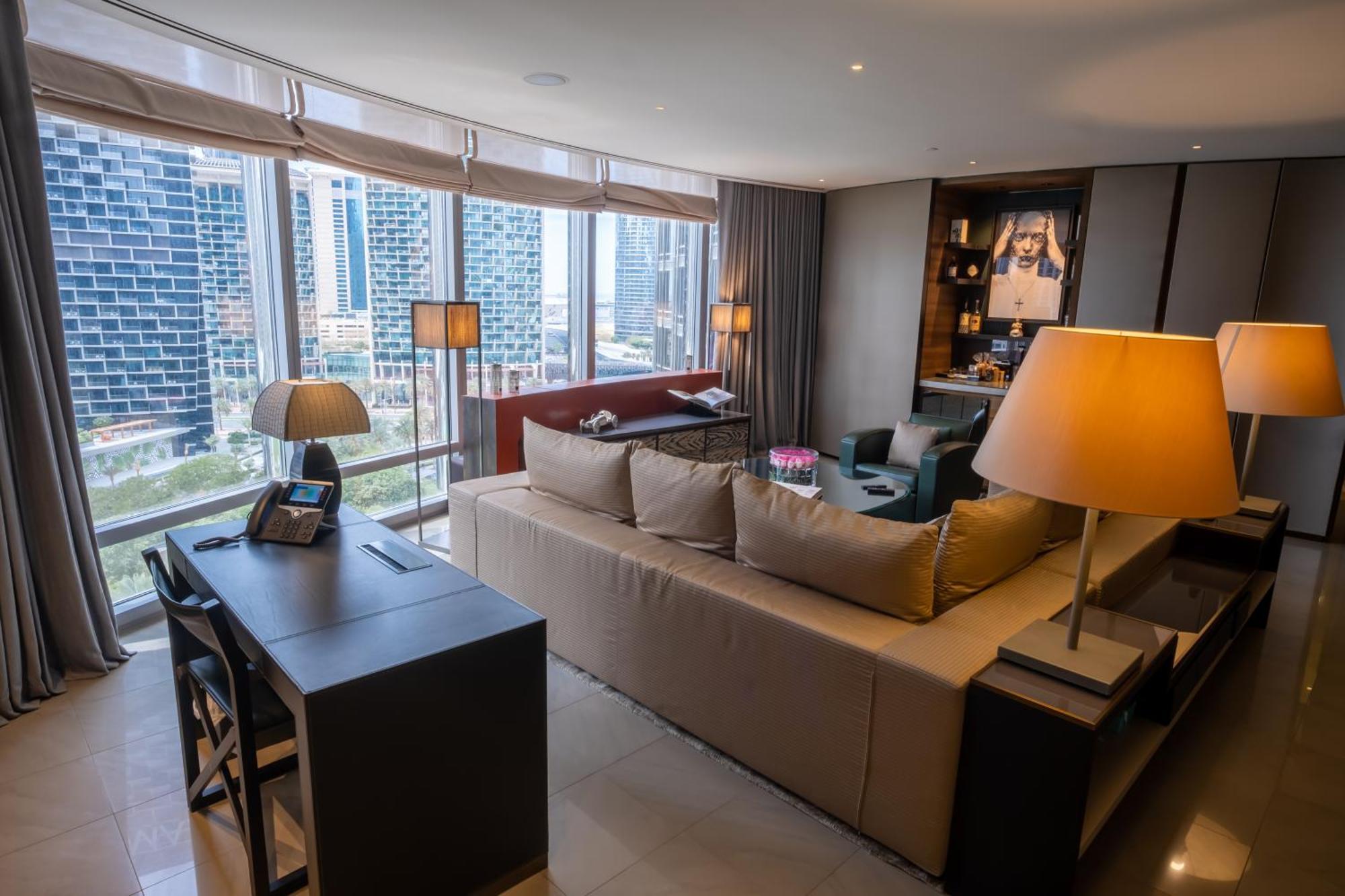 Apartment 2-br Luxury In Armani Residences Dubai