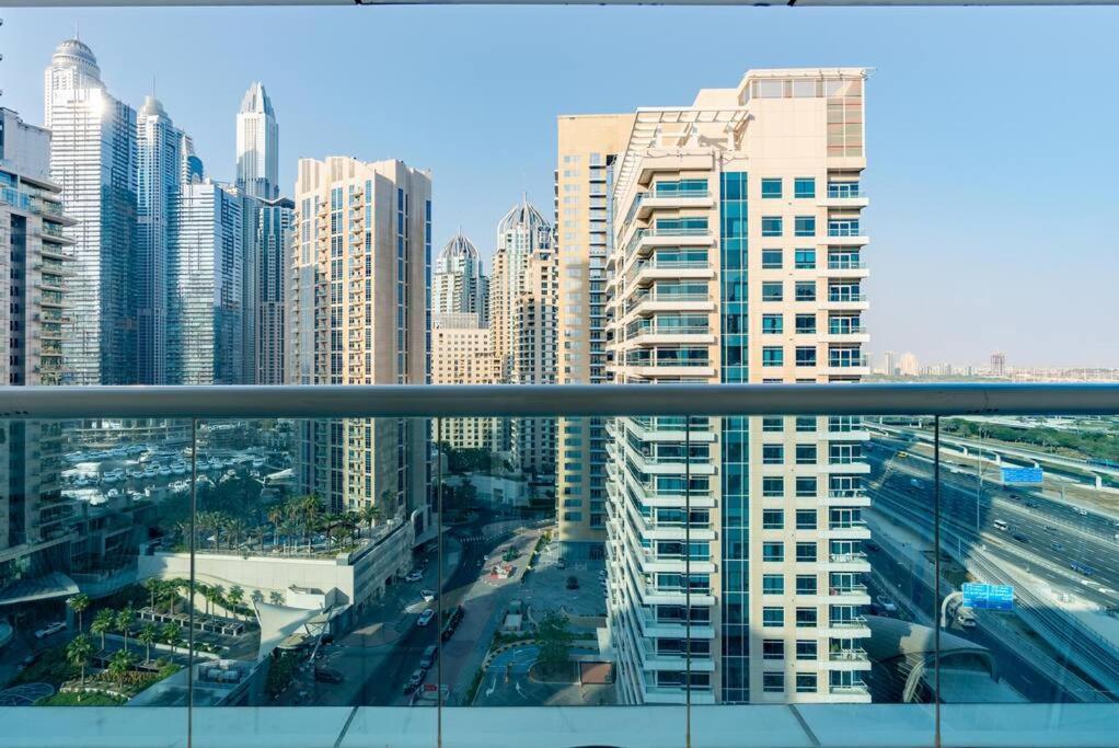Large Attached To Metro - Marina Diamond3 Apartemen *