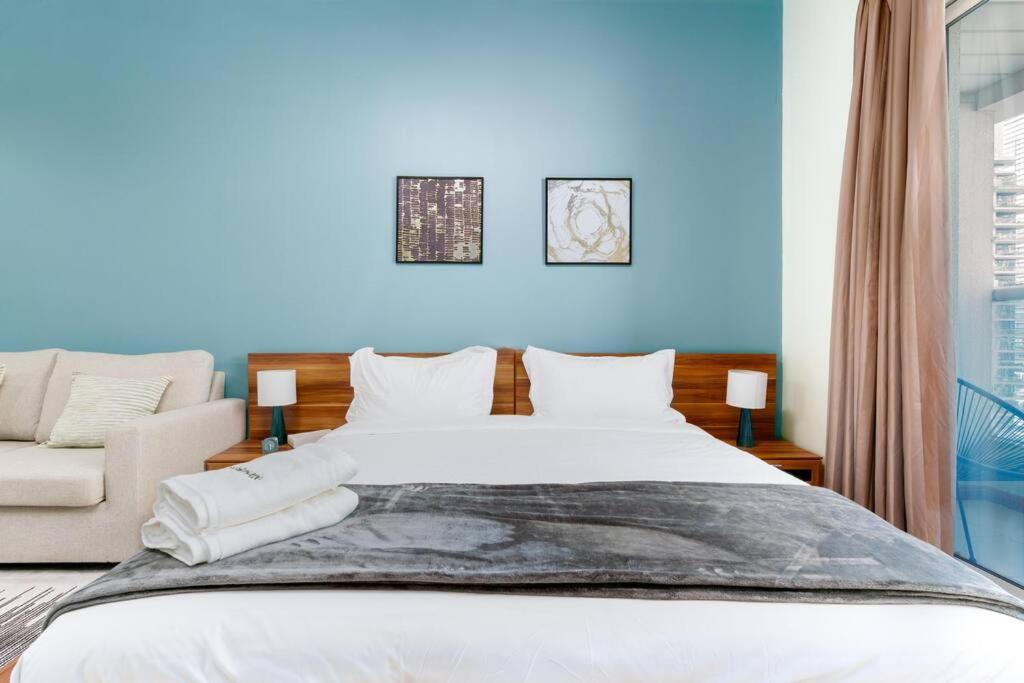 Apartemen Large Attached To Metro - Marina Diamond3 Dubai