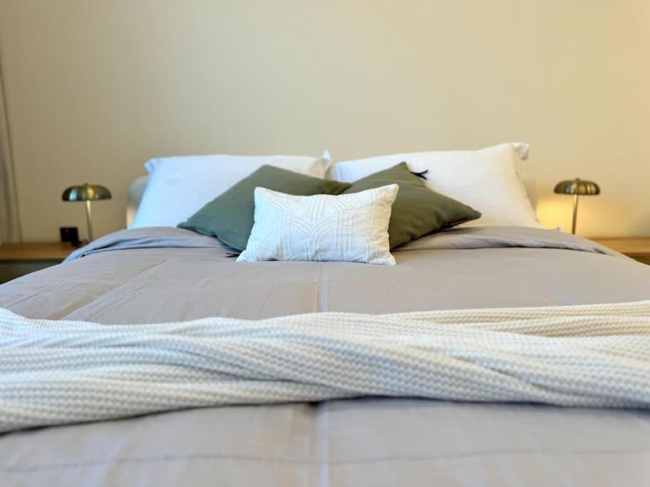Brand New - Comfy & Wfh Apartamento