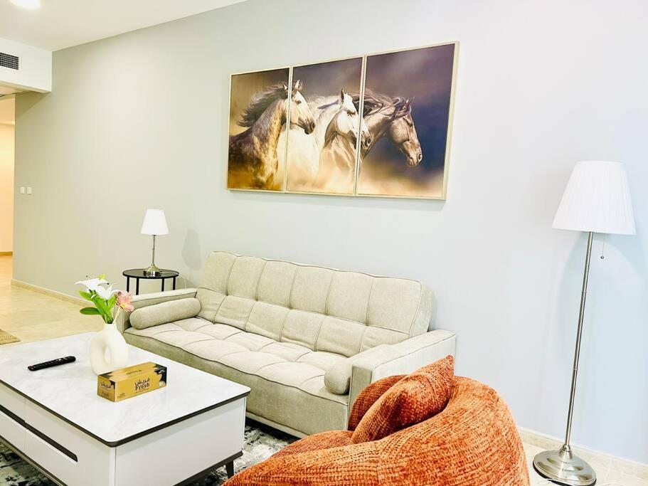 Appartement Sea View 1 Bedroom Flat, Luxury Amenities, Near & Tram With Free Parking In Marina Dubaï