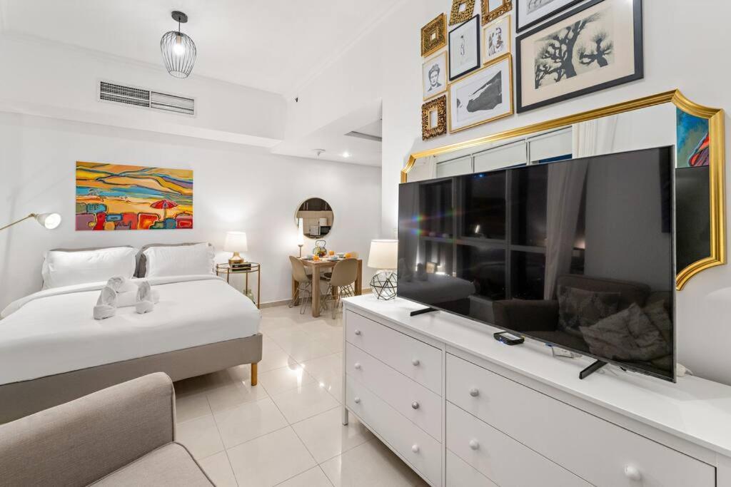 First Class Cozy Urban Retreat Apartment