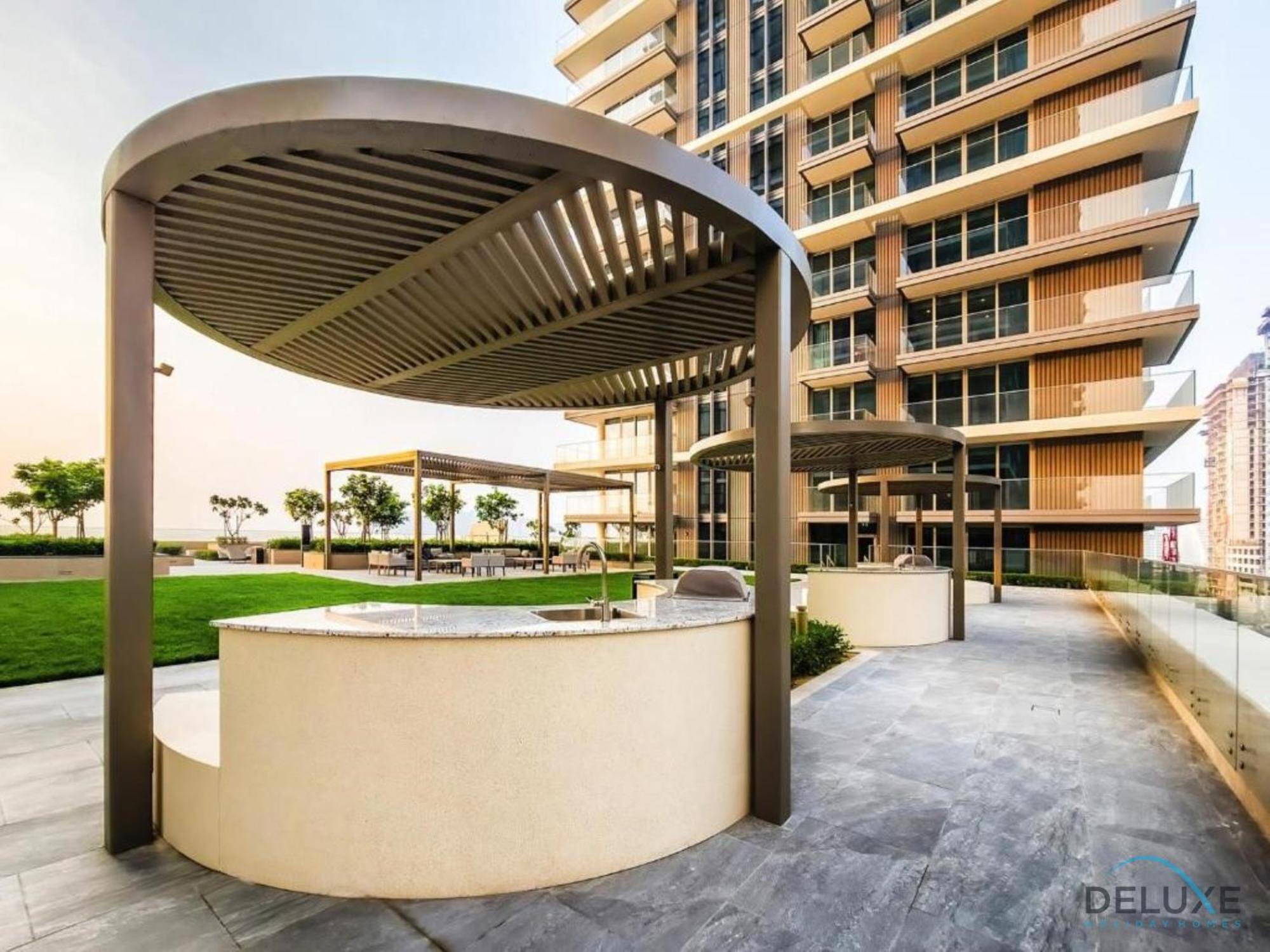 Luxurious 1br At Isle Tower 1 Emaar Beachfront, Marina By Deluxe Homes * Dubaï