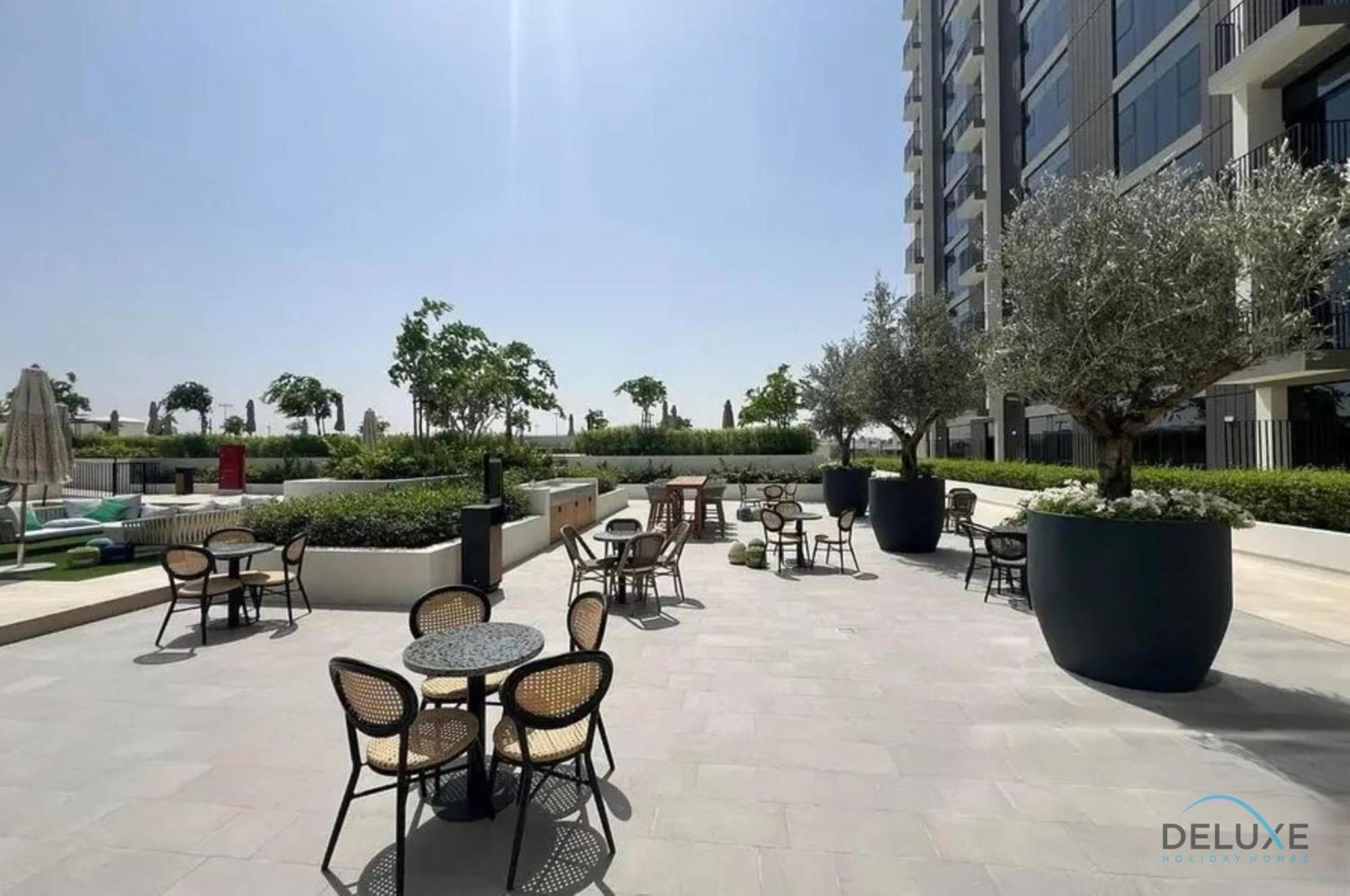 Stunning 1br In Golfville Block A, Hills By Deluxe Homes Dubaï