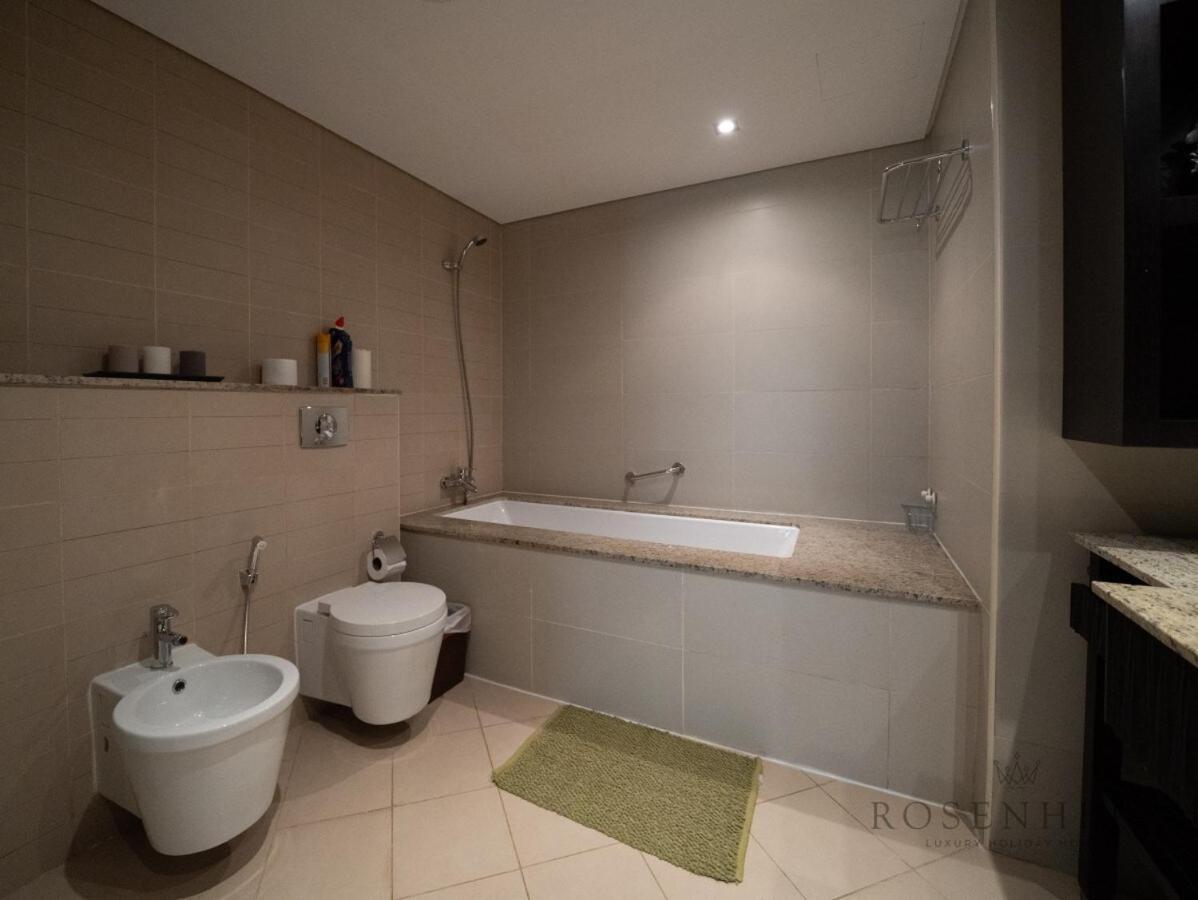 Rosenheim | Seraphic 2 Ensuite Br At Palm Jumeirah Apartment