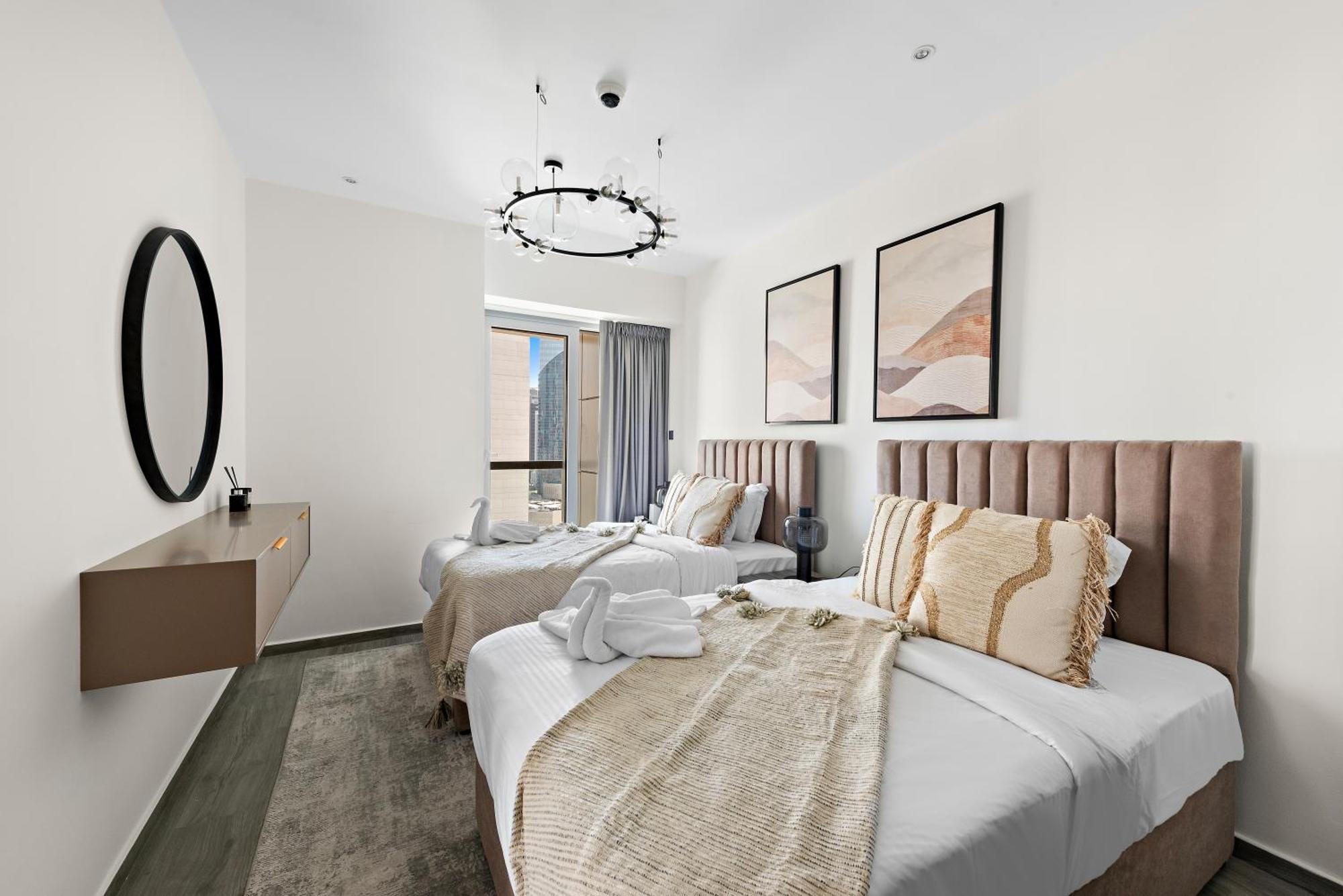 First Class 2br With Full Boulevard View Appartement *