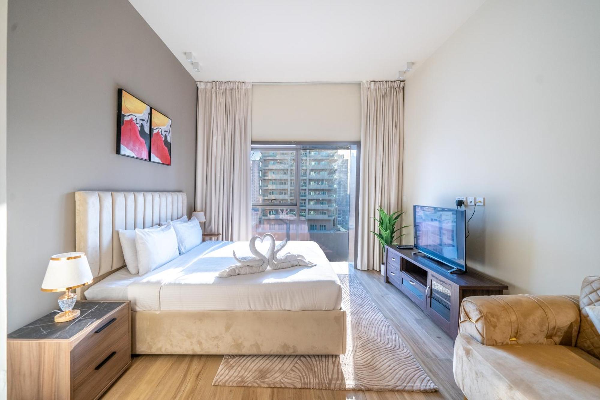 Elegant In Park View Tower Jvc Appartement *