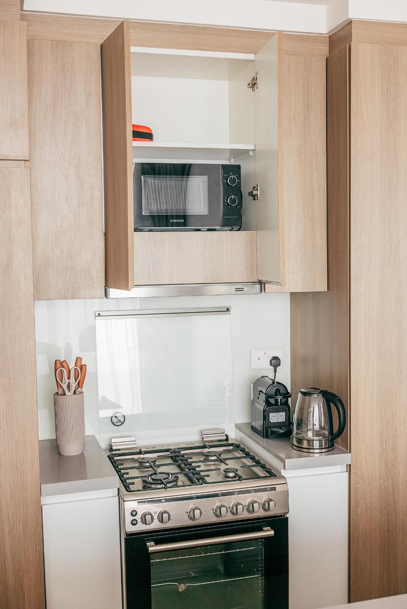 Lux 1br Direct Access To Marina 4 People Appartement *