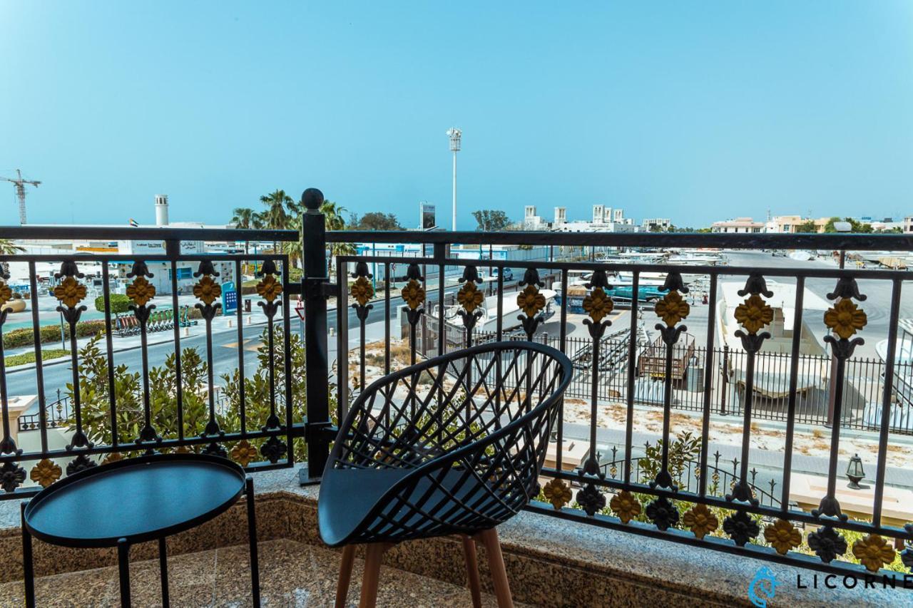 Sunset Beach Oasis - Private & Shared Dubaï
