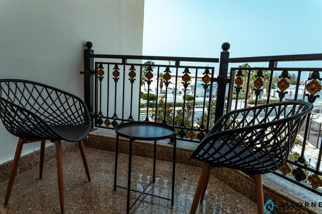 Sunset Beach Oasis - Private & Shared Auberge de jeunesse
