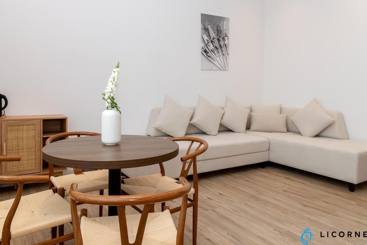 Auberge de jeunesse Sunset Beach Oasis - Private & Shared Dubaï