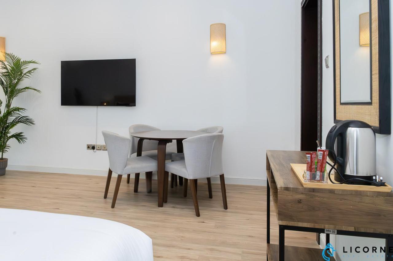 Sunset Beach Oasis - Private & Shared Auberge de jeunesse Dubaï