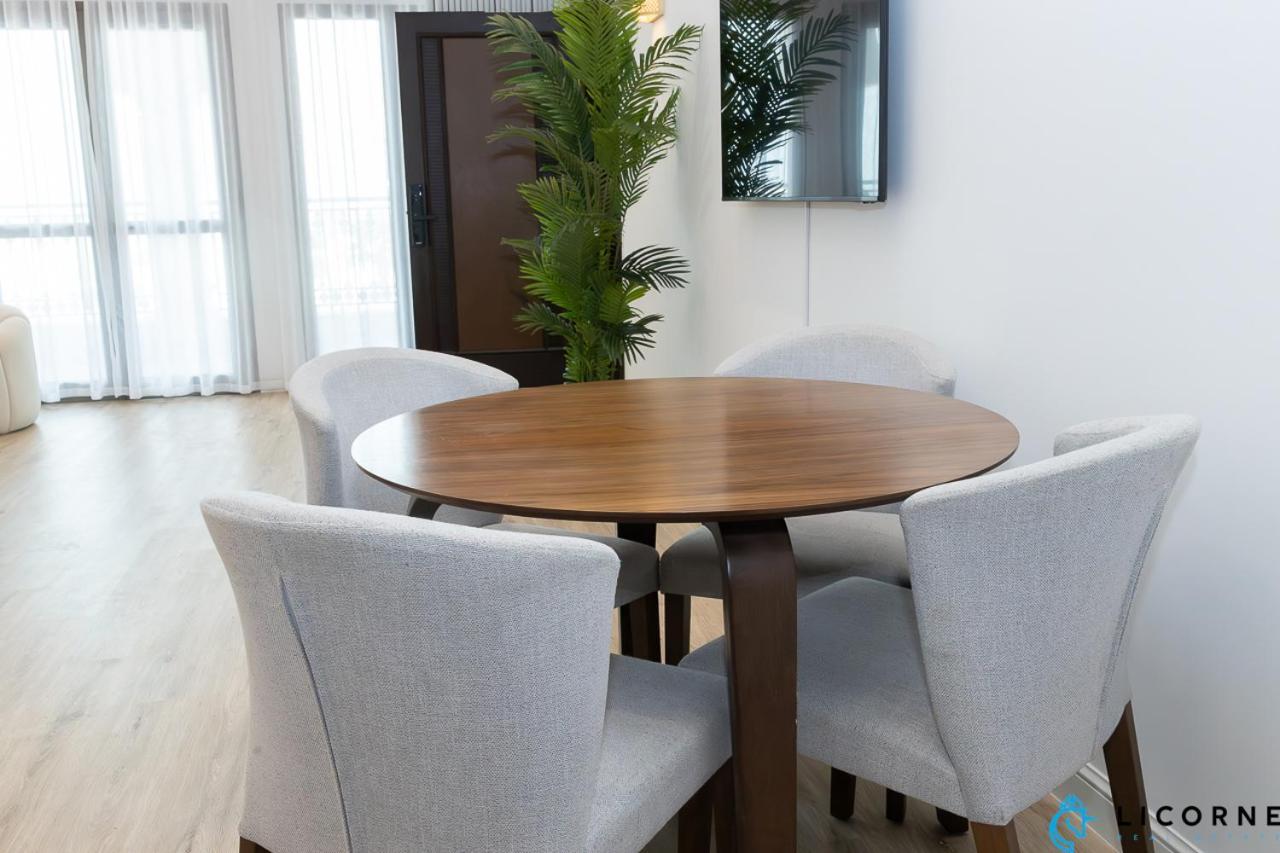 Sunset Beach Oasis - Private & Shared Auberge de jeunesse *