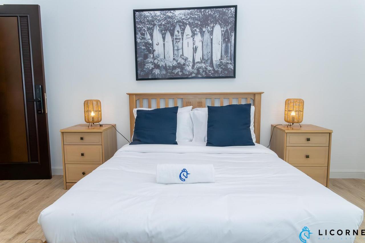 Sunset Beach Oasis - Private & Shared * Dubaï