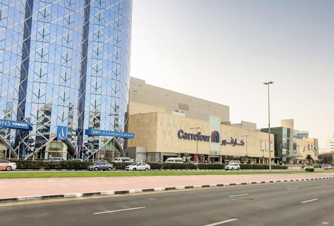 Partition In Al Seef Near Burjuman Metro Privatunterkunft *