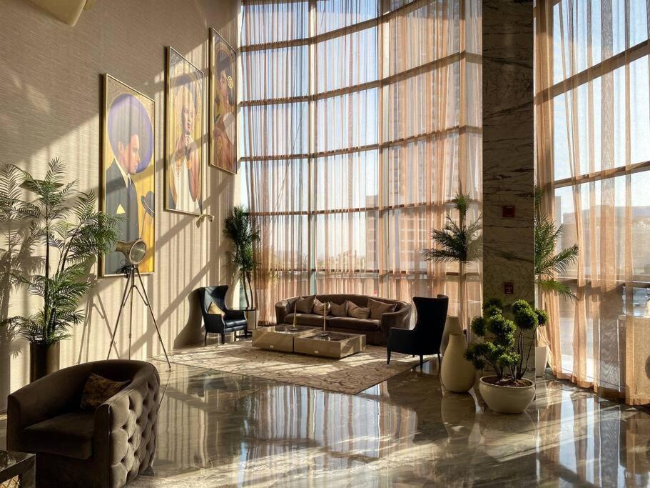 Stylish At Paramount Business Bay Lejlighed