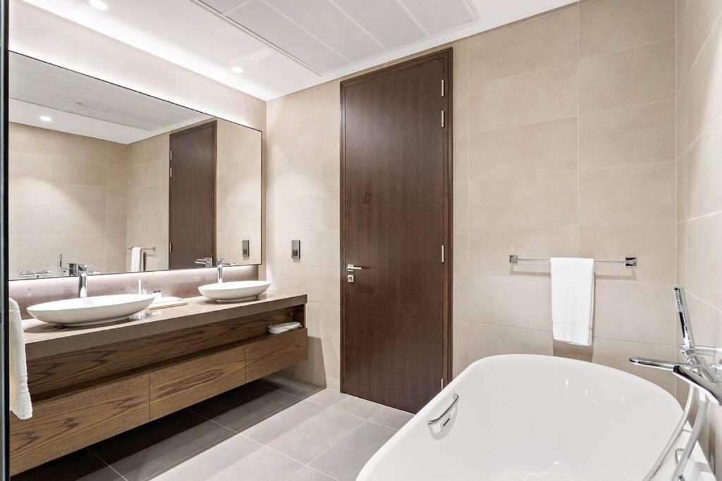 First Class 1br High-end Luxury Living Dubái