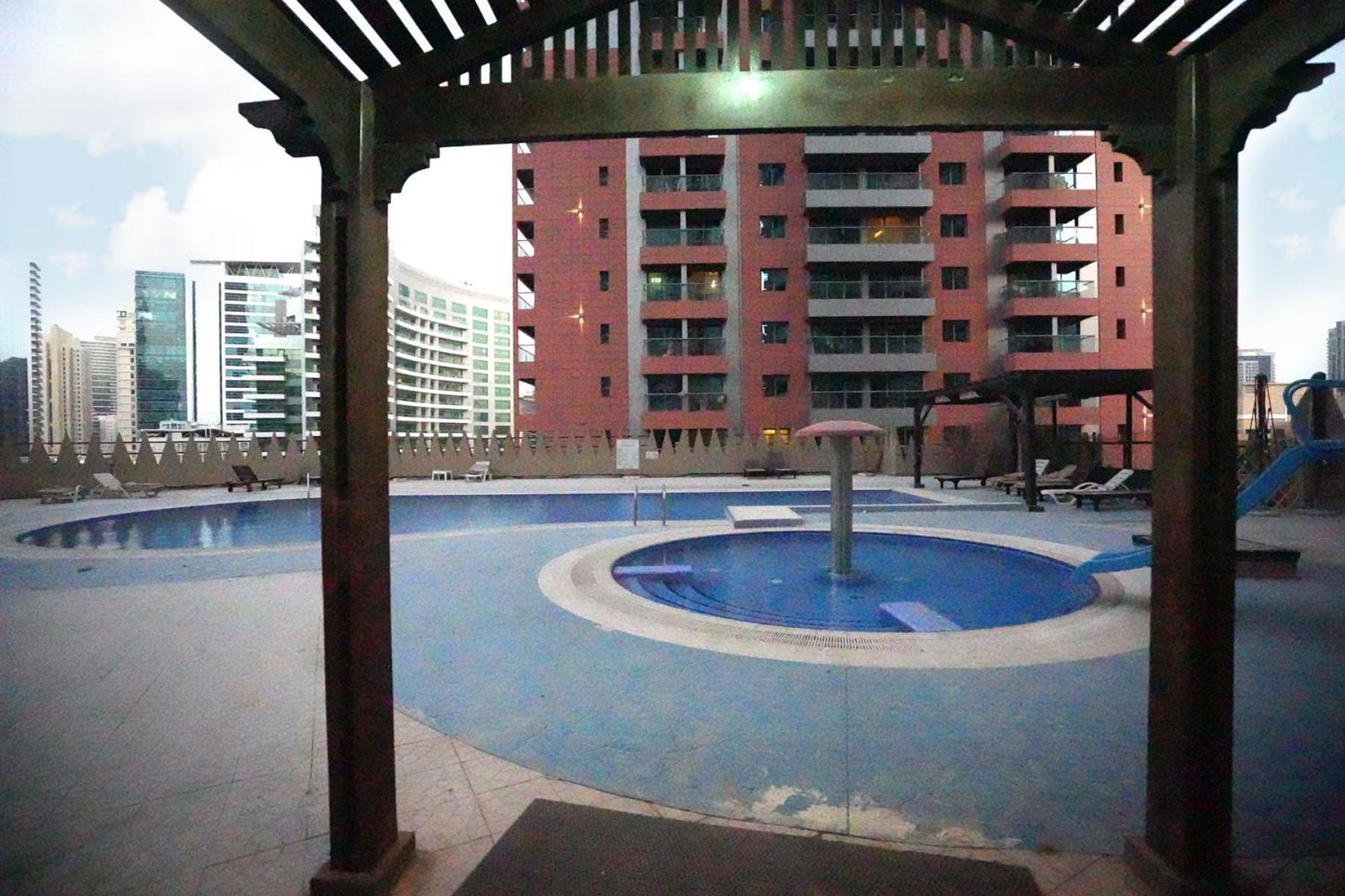 Habitación en casa particular Radiant Parition In Barsha Heights Near Metro Dubái