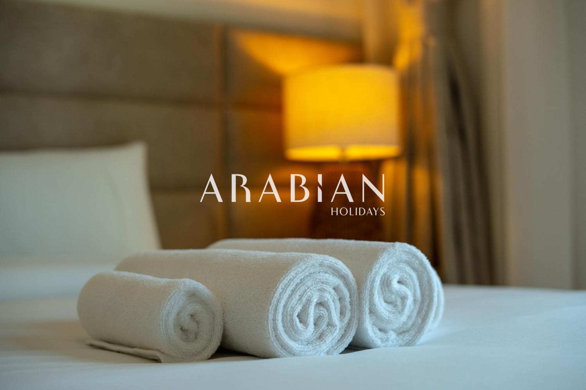 Stunning Chic 2br With Amazing Views Harbour Dubaï